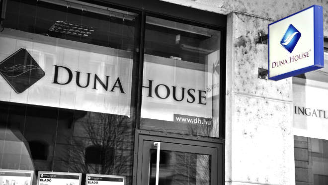 Duna House